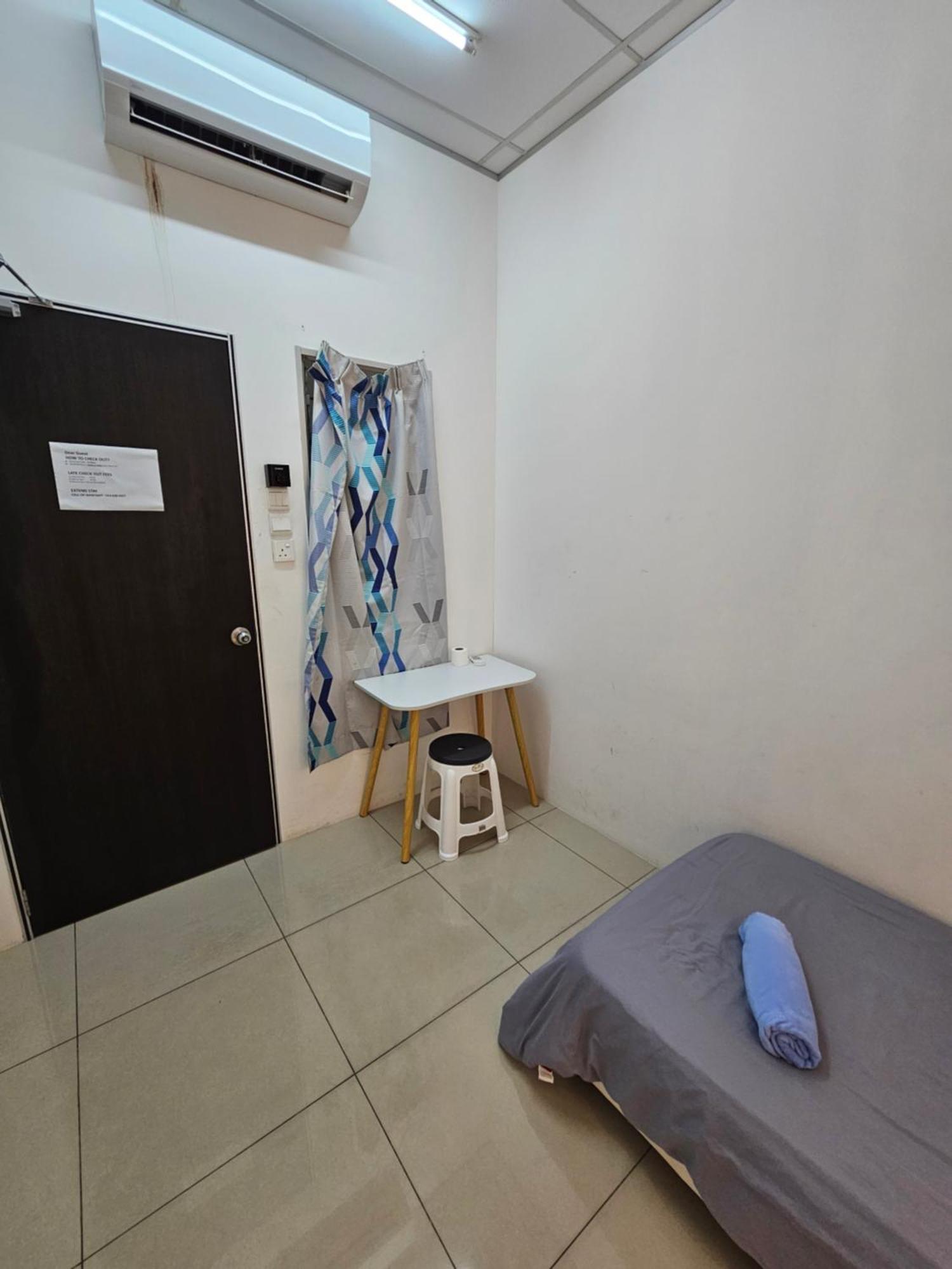 Color Mixed Home Hostel George Town Dış mekan fotoğraf